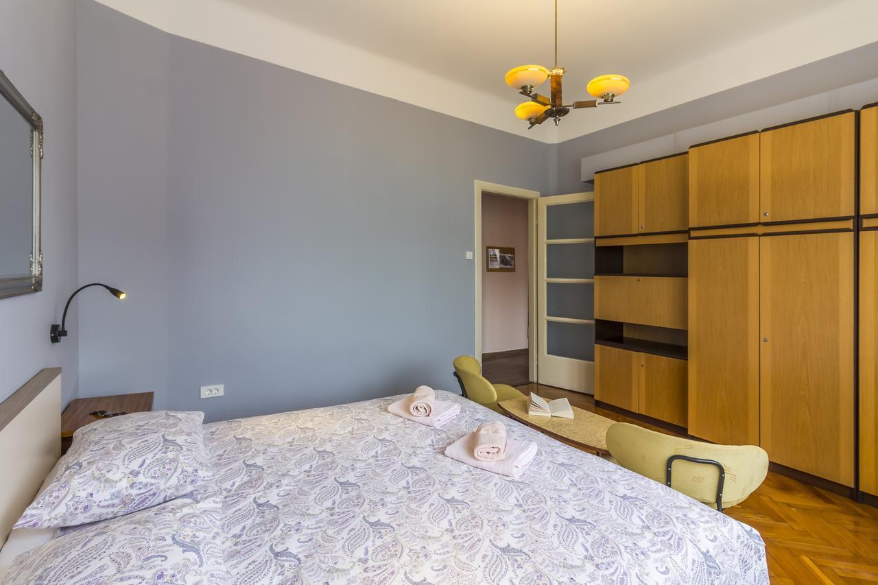 Spacious & Smart Center Apartment Pula Extérieur photo