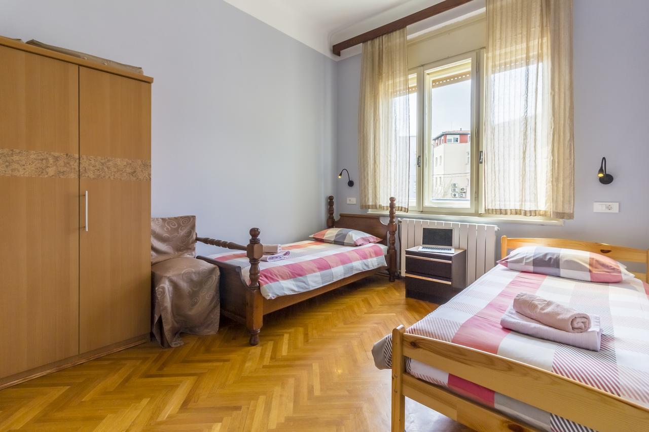 Spacious & Smart Center Apartment Pula Extérieur photo